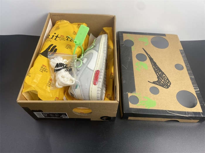 Off-White x Dunk Low ‘Lot 07 of 50’ DM1602-108