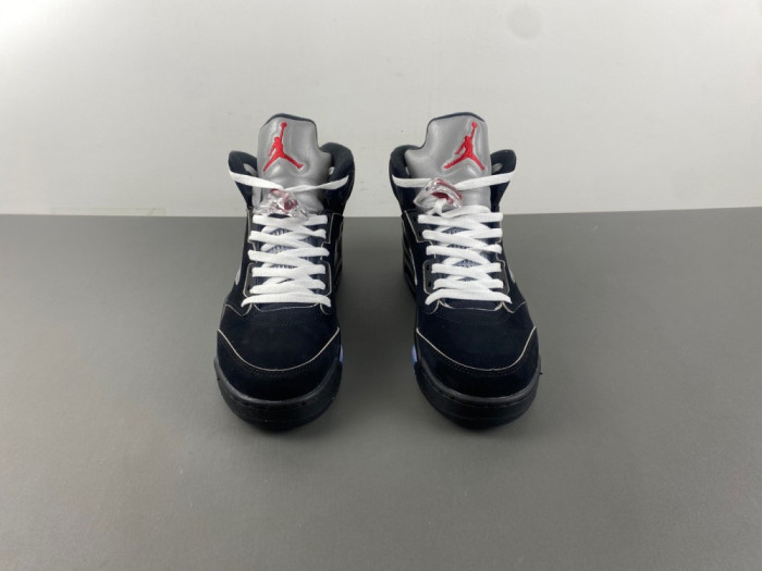 Air Jordan 5 “Black Metallic Reimagined” HF3975-001