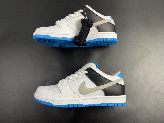 NIKE SB DUNK LOW “LASER BLUE” BQ6817-101