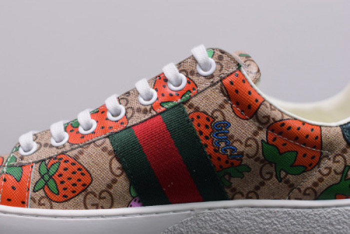 G*u*i ace embroidered low-top sneaker 431920 dopeo 9064