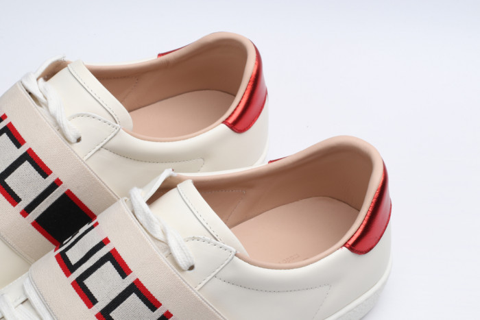 G*u*i low-top sneaker