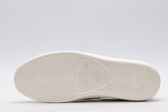 G*u*i low-top sneaker