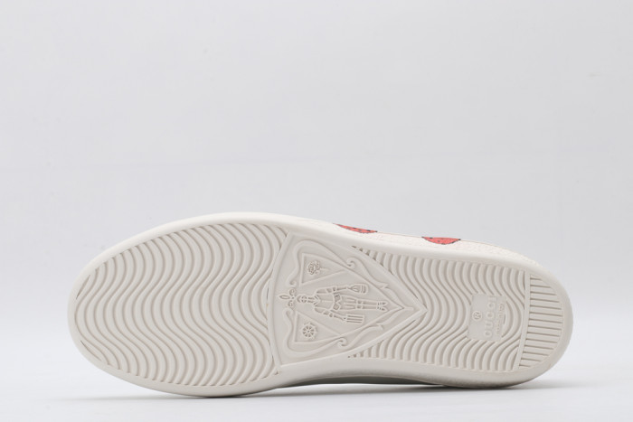 G*u*i low-top sneaker