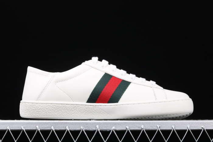 G*u*i ace embroidered low-top sneaker white with bee ‎429446 02jp0 9064