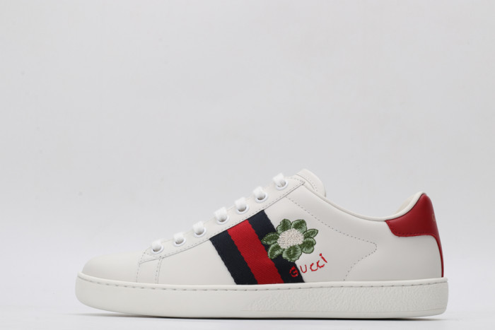 G*u*i low-top sneaker
