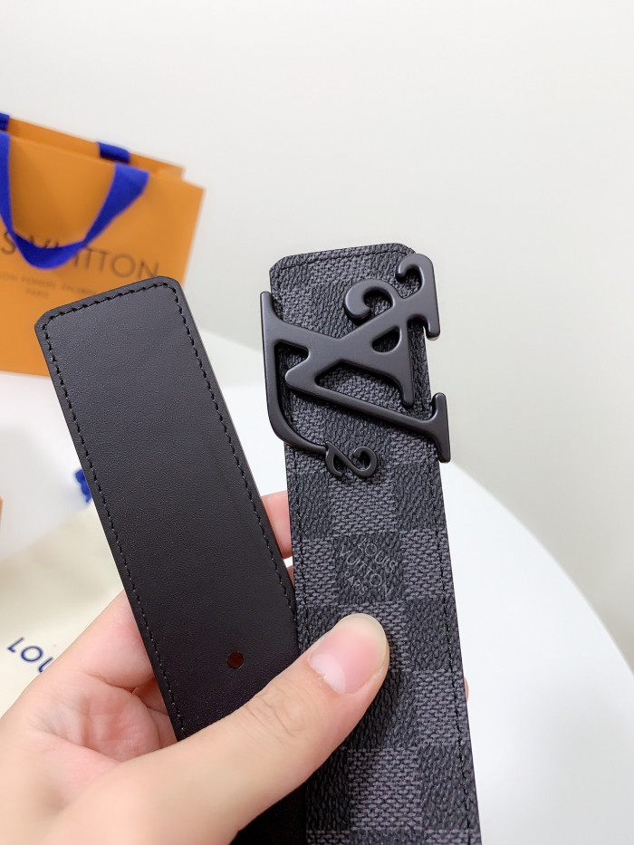Loui Vuitto Belt-4CM