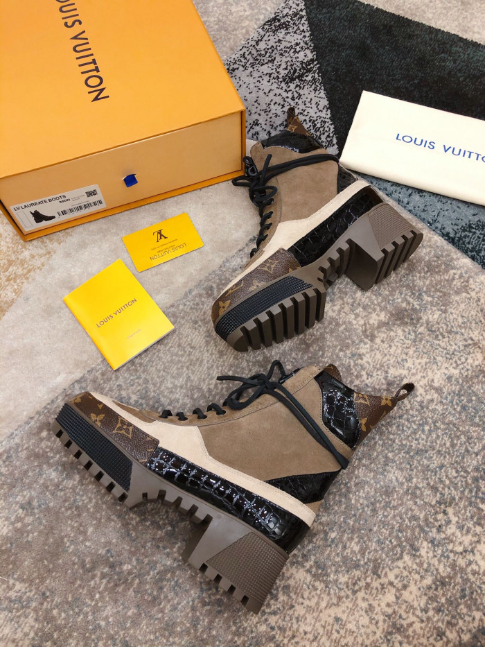 LOUS VUITO LAUREATE PLATFORM DESERT BOOT