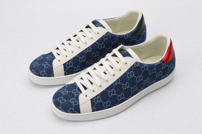 G*u*i low-top sneaker