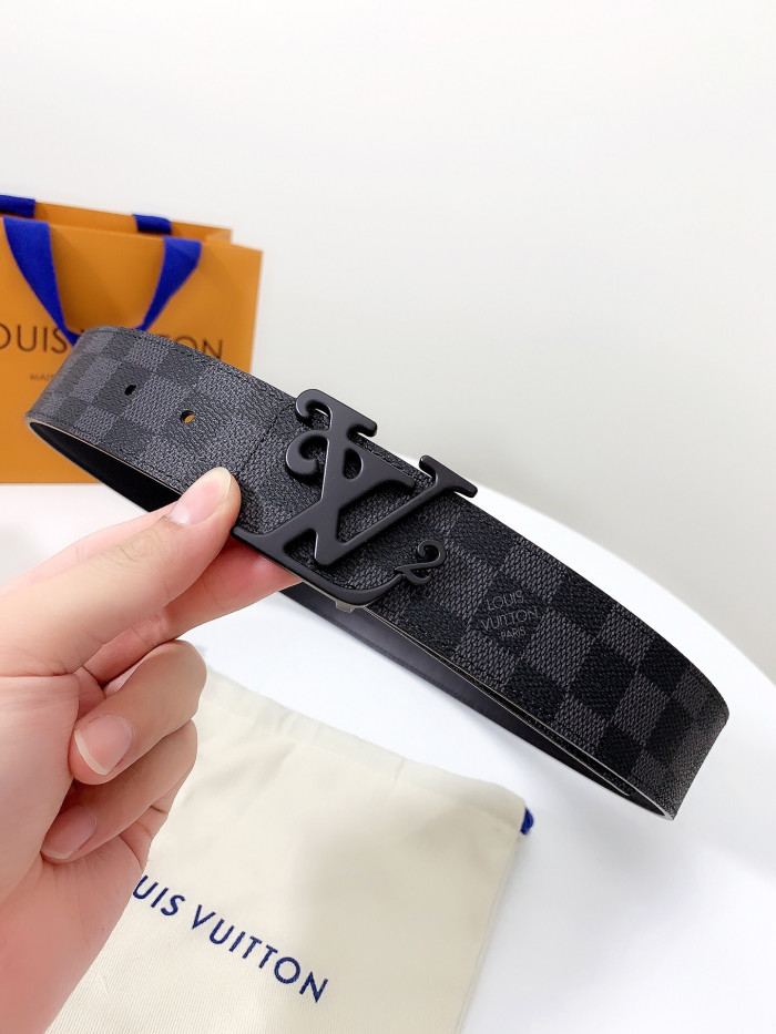 Loui Vuitto Belt-4CM