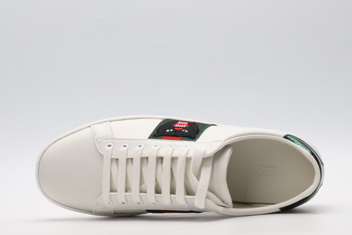 G*u*i low-top sneaker