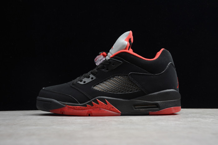 Air Jordan 5 Retro Low “Alternate 90” black/ red mens 819171-001