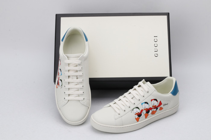 G*u*i low-top sneaker