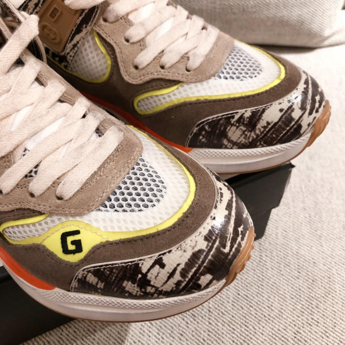 G*u*i mid sneaker