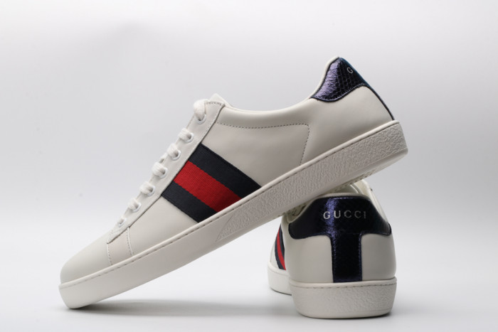 G*u*i low-top sneaker