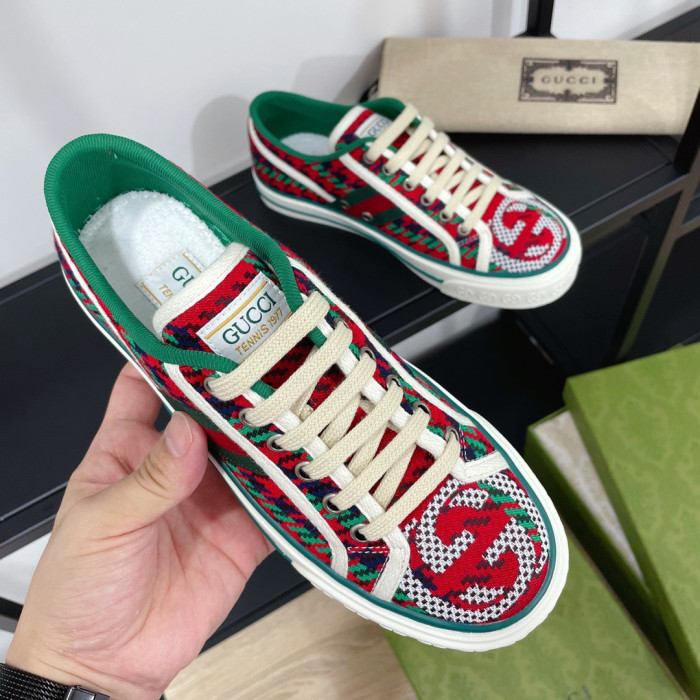 G*u*i tennis 1977 sneaker