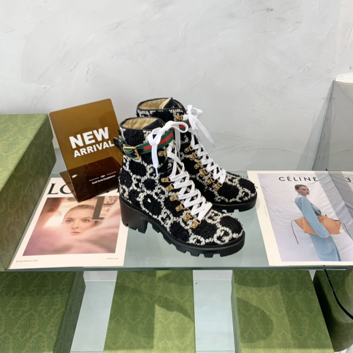 G*u*i boots