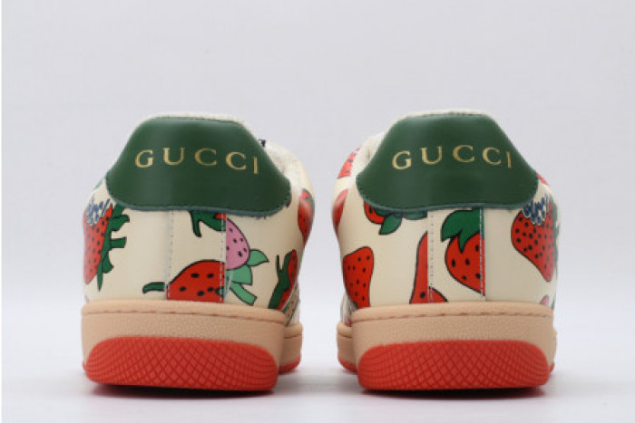 G*u*i ace embroidered low-top sneaker 9az1xags19p